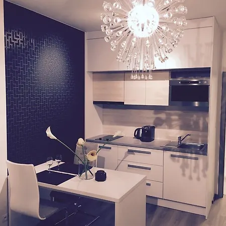 Blanc De Luxe Apartament *